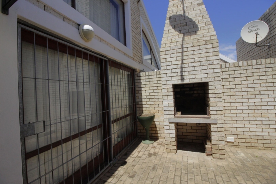 3 Bedroom Property for Sale in Jeffreys Bay Central Eastern Cape